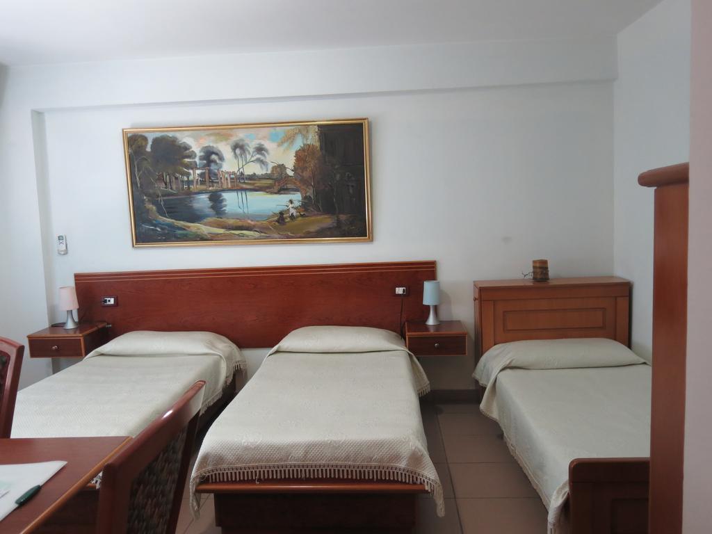 Lido Hotel 3*